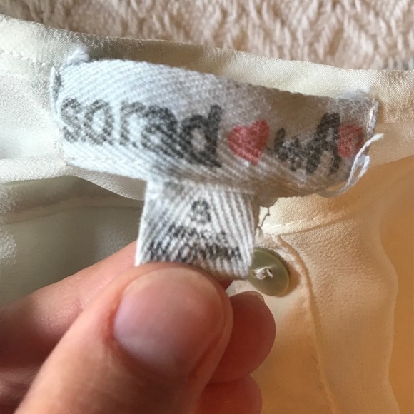 S.O.R.A.D. Cold Shoulder Blouse Size Small - Picture 6 of 6